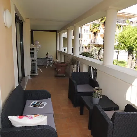 Acci Maurice Derche Apartment